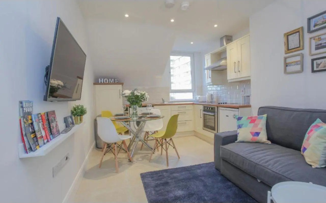 Central Belfast Apartments: 7 Camden Street