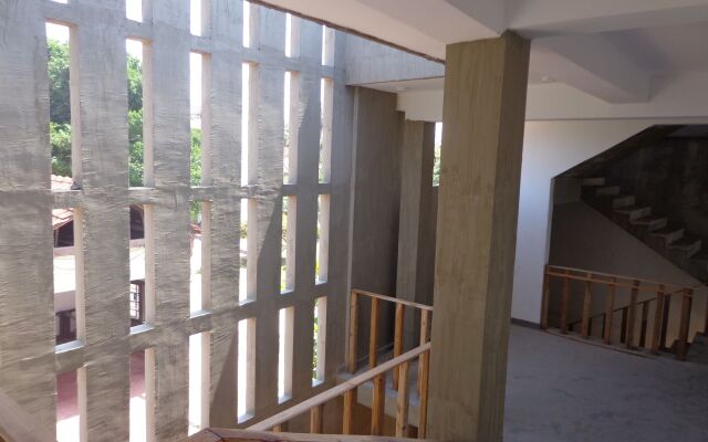 Hotel Star White Negombo вид на фасад