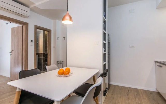 Bell Apartment