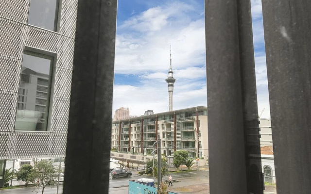 QV Harbour One Bedroom with Parking -866
