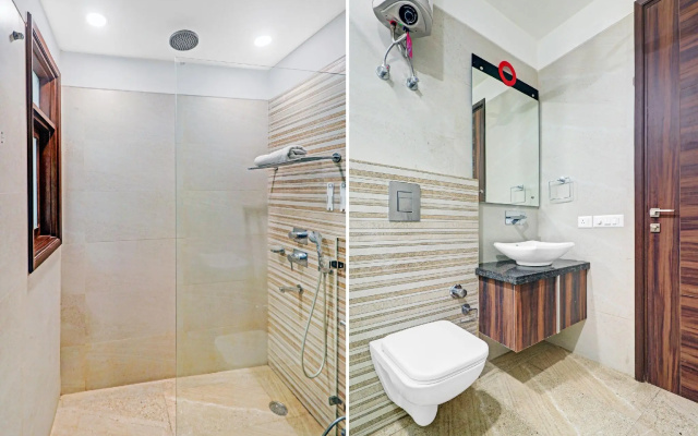 Townhouse 495 IGI Airport