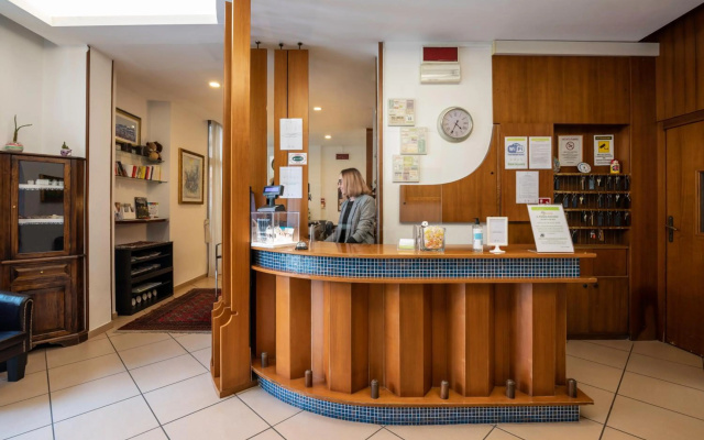 Hotel Ausonia
