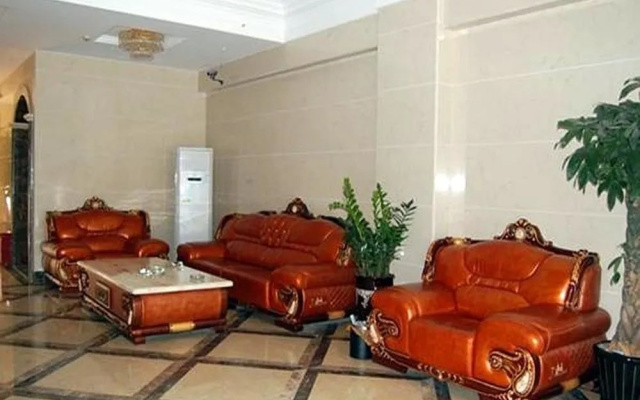 Golden Harbour Hotel