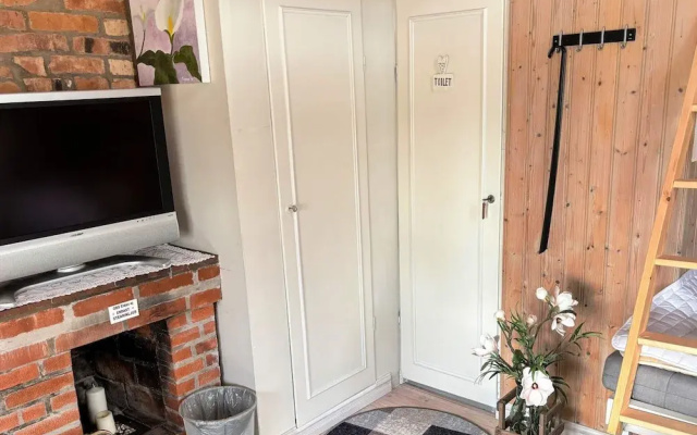 6 Person Holiday Home in Mellbystrand