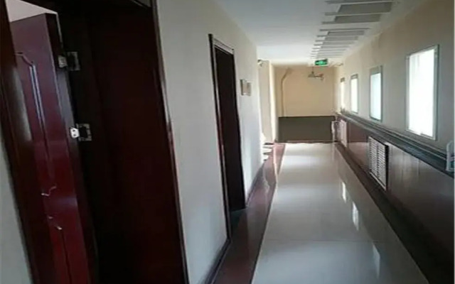 Xiaoli Express Inn