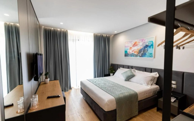 Ames Hotel & SPA