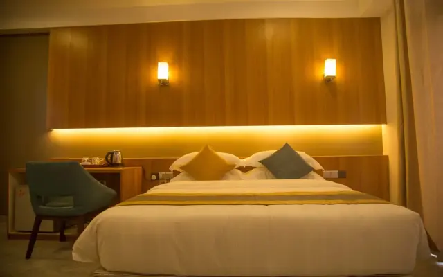 Отель Kuredhi Beach Inn