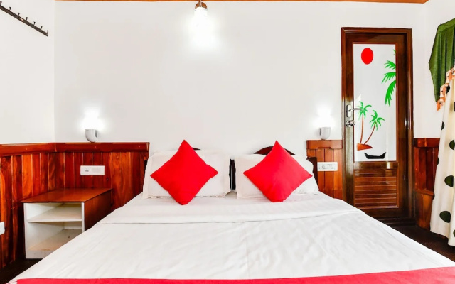 Oyo 24606 Waves And Wind 3Bhk Houseboat