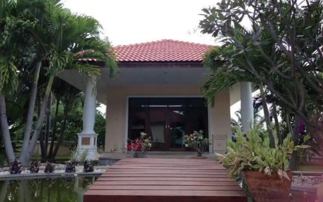 Tansita House