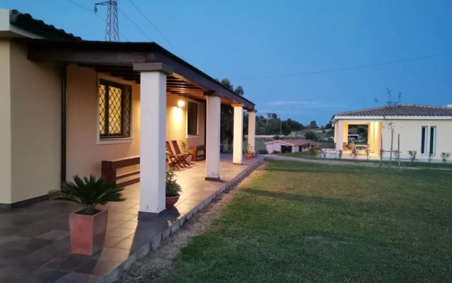 I due Ulivi - strada per La Caletta