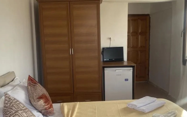 Deniz Kızı Otel Çeşme