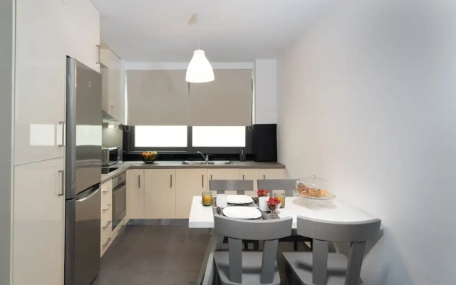 Zen Central Luxury Apartment