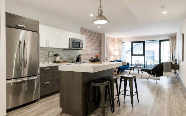 NYC Style Apt w/ Terrace + Stunning Rooftop Views 0