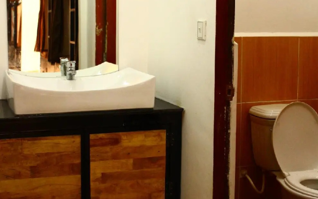 Malibu Hostel