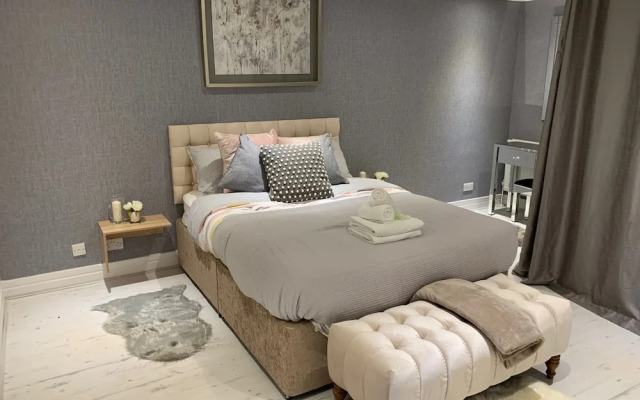 Luxury Stay Homer Street