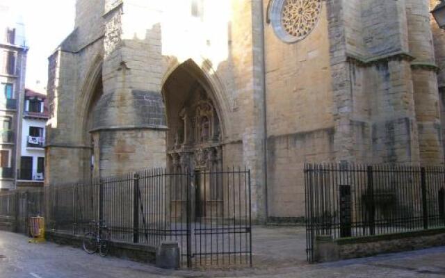 Отель Pensión San Vicente Испания, Сан-Себастьян - отзывы, цены и фото номеров - забронировать отель Pensión San Vicente онлайн вид на фасад