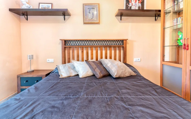 Costa Quebrada - Beachfront 3BR Apartment With Huge Terrace & Sea Views