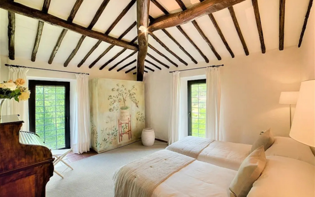 Villa in Chianti for 6 Persons