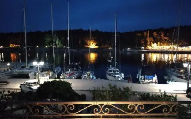 Bed And Breakfast 3 Stars Galaxidi