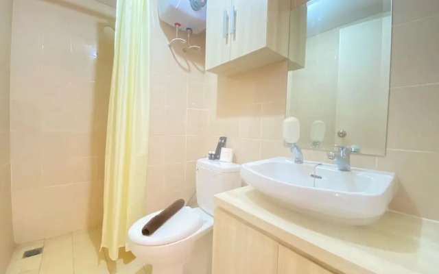 Cozy And Serene 2Br Apartment At Parahyangan Residence