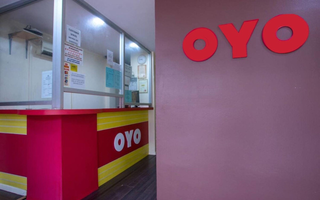 Hotel O Taj (seksyen 13)