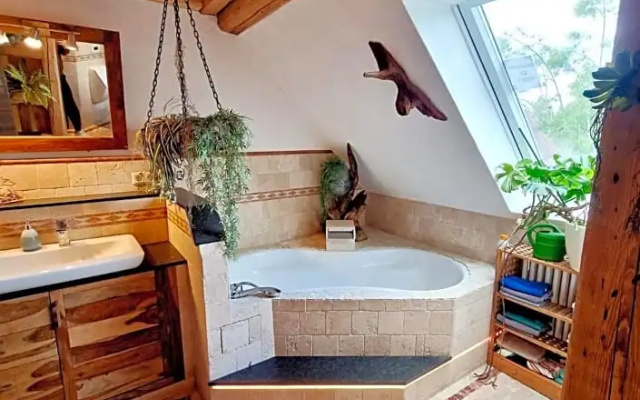 Wood & Stone Lodge 2