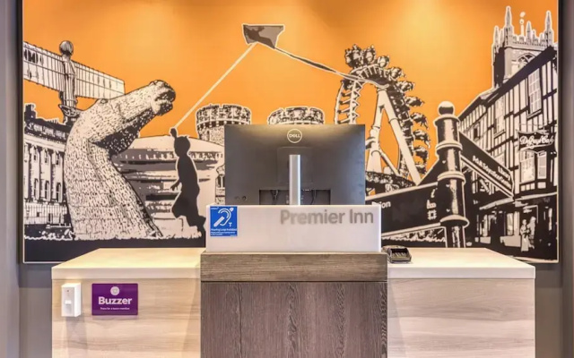 Premier Inn Bristol Parkway M32