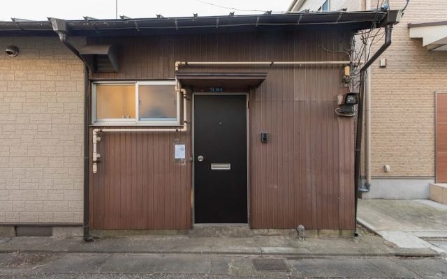 Yoshinaga Apartment 103