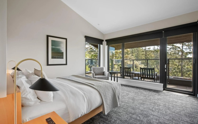 Black Rock Oceanfront Resort