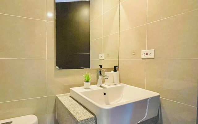 Uptown Parksuites 1