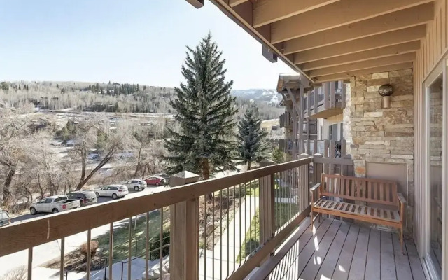 Prime Snowmass Retreat Ski Bridge, Walk to Village - 29C by RedAwning