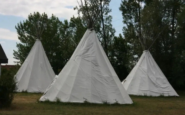 Storchencamp Rust - Jugendherberge Huette
