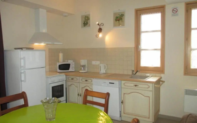 Gîte Dompierre-sur-Besbre, 3 pièces, 4 personnes - FR-1-489-174