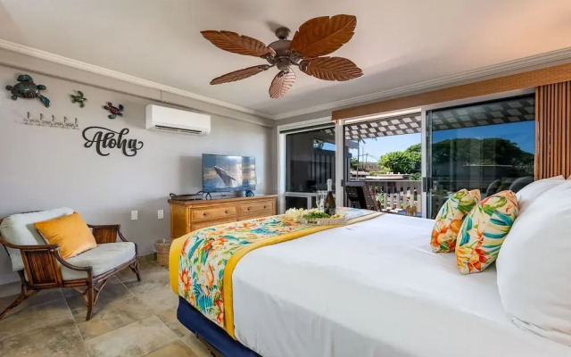 Kahana Sunset C7 2 Bedroom Condo by RedAwning