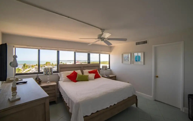Kawama Yacht Club Apartment