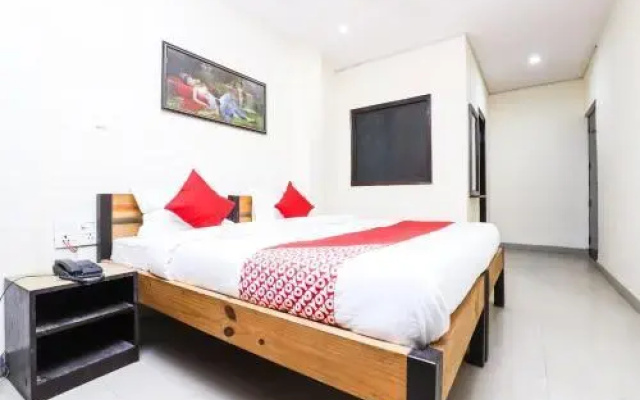 Hotel Yuvraj by OYO Rooms