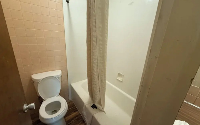 Economy Inn