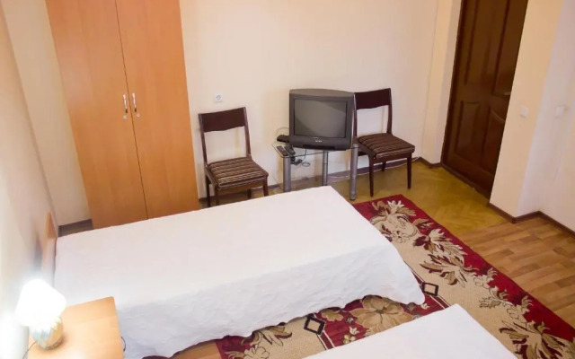 Hotel Uyut