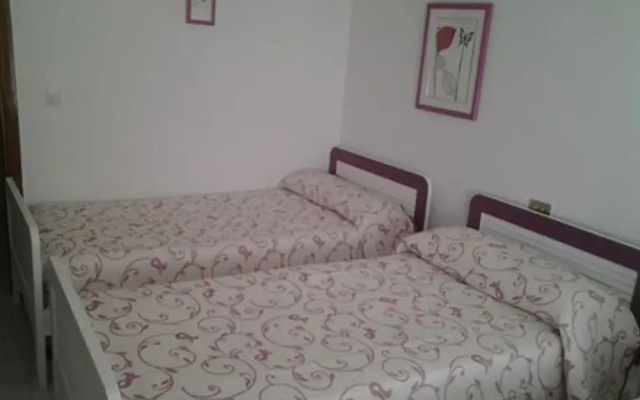 Hostal Restaurante Tanis
