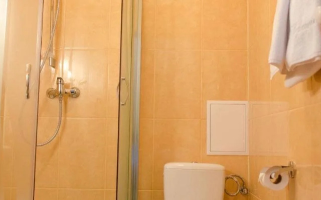 Naftusya Hotel