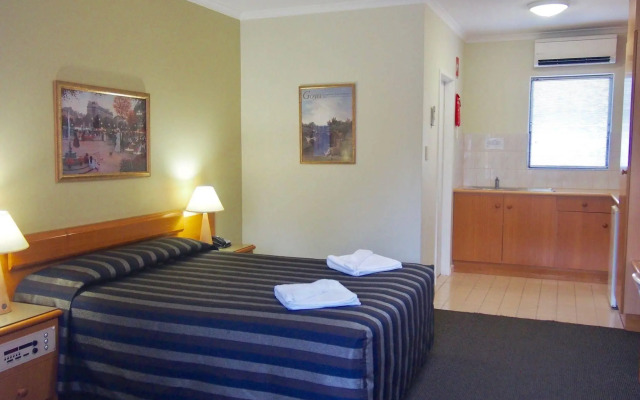 Kings Park Motel
