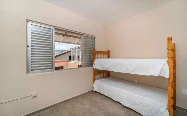 Aluguel Casa 4 quartos s/ 1 suíte frente Mar | Bombas/SC