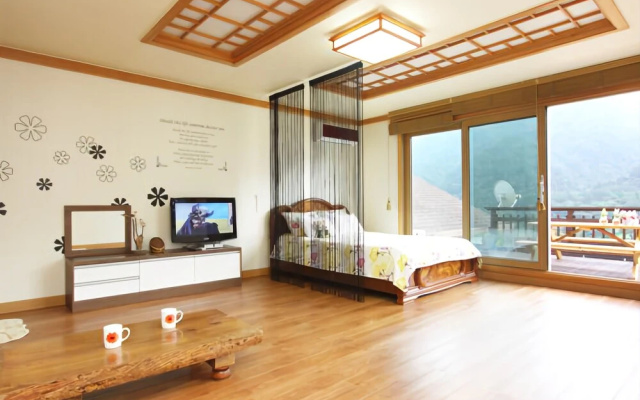 Gangneung Sunrise Pension