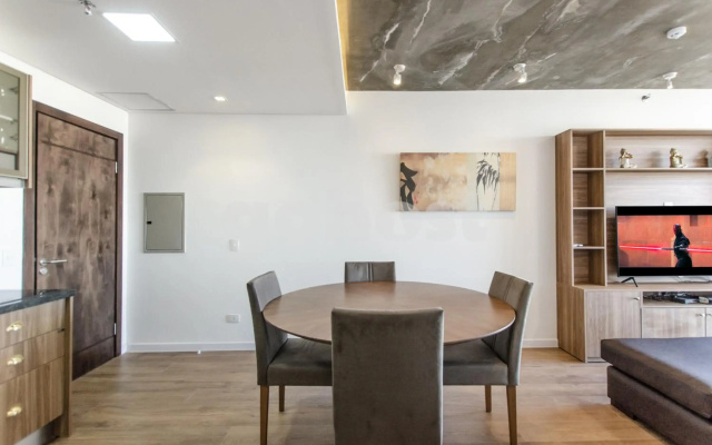 Apartamento de cabaña rústica con cama King 1D009