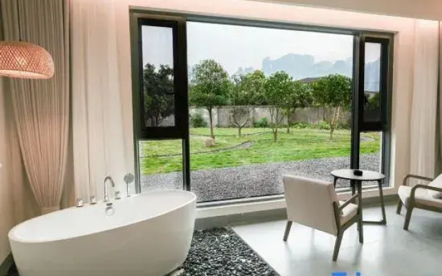 Mountain Stream Lodge