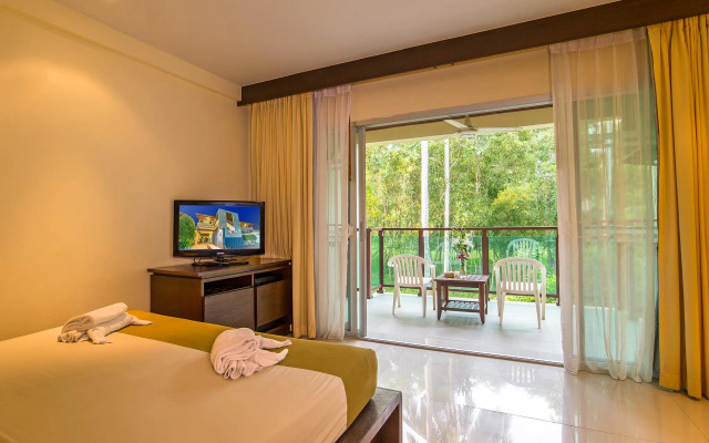 Lanta Pura Beach Resort