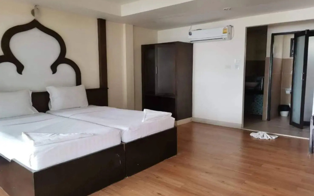 Siam Beach Resort