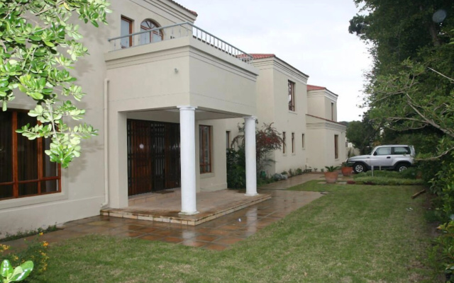 The Crescent