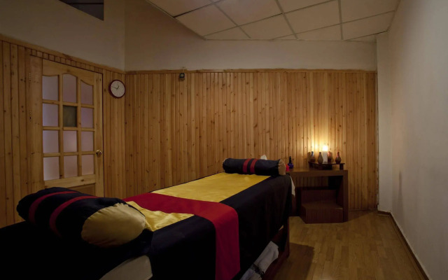 Royal Brayka Beach Resort