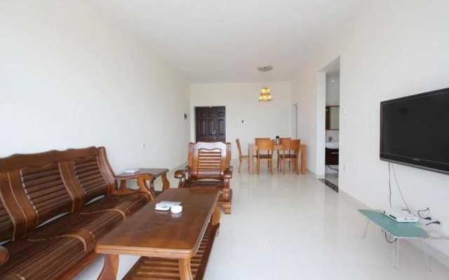 Golden Phoenix Apartment
